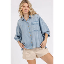 Load image into Gallery viewer, Light Denim Chambray Top

