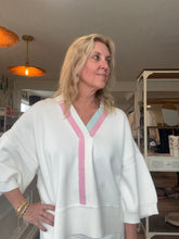 Load image into Gallery viewer, Spring has Sprung sweater
