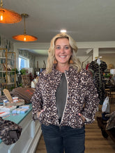 Load image into Gallery viewer, Leopard Puff Jacket
