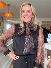 Load image into Gallery viewer, Leopard Bow Top
