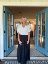 Load image into Gallery viewer, Black Maxi Skirt
