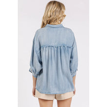 Load image into Gallery viewer, Light Denim Chambray Top
