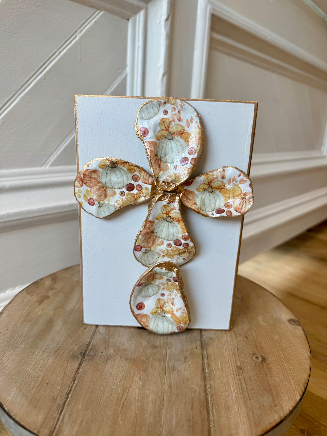 Fall Oyster Shell Cross