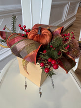 Load image into Gallery viewer, Heirloom Pumpkin Candle
